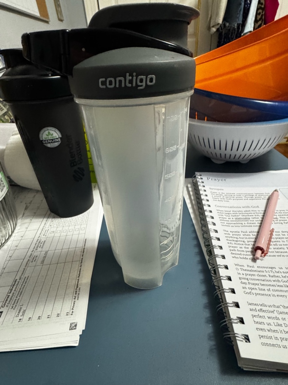Contigo Frosted Clear Shaker with Dark Gray Lid
